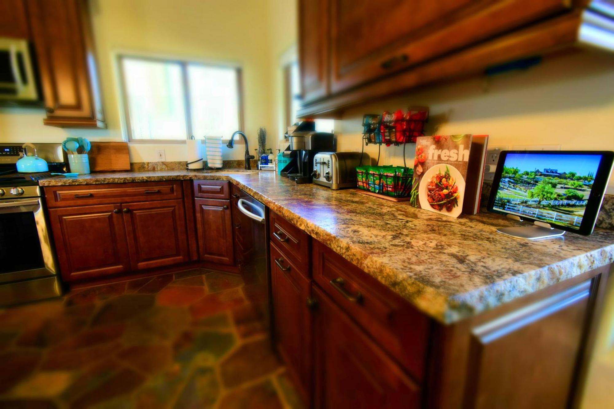 فندق Peppertree Lane Ranch -- Seven-Acre Ranch In The Heart Of Wine Country تيميكولا، ريفيرسيدي، كاليفورنيا المظهر الخارجي الصورة