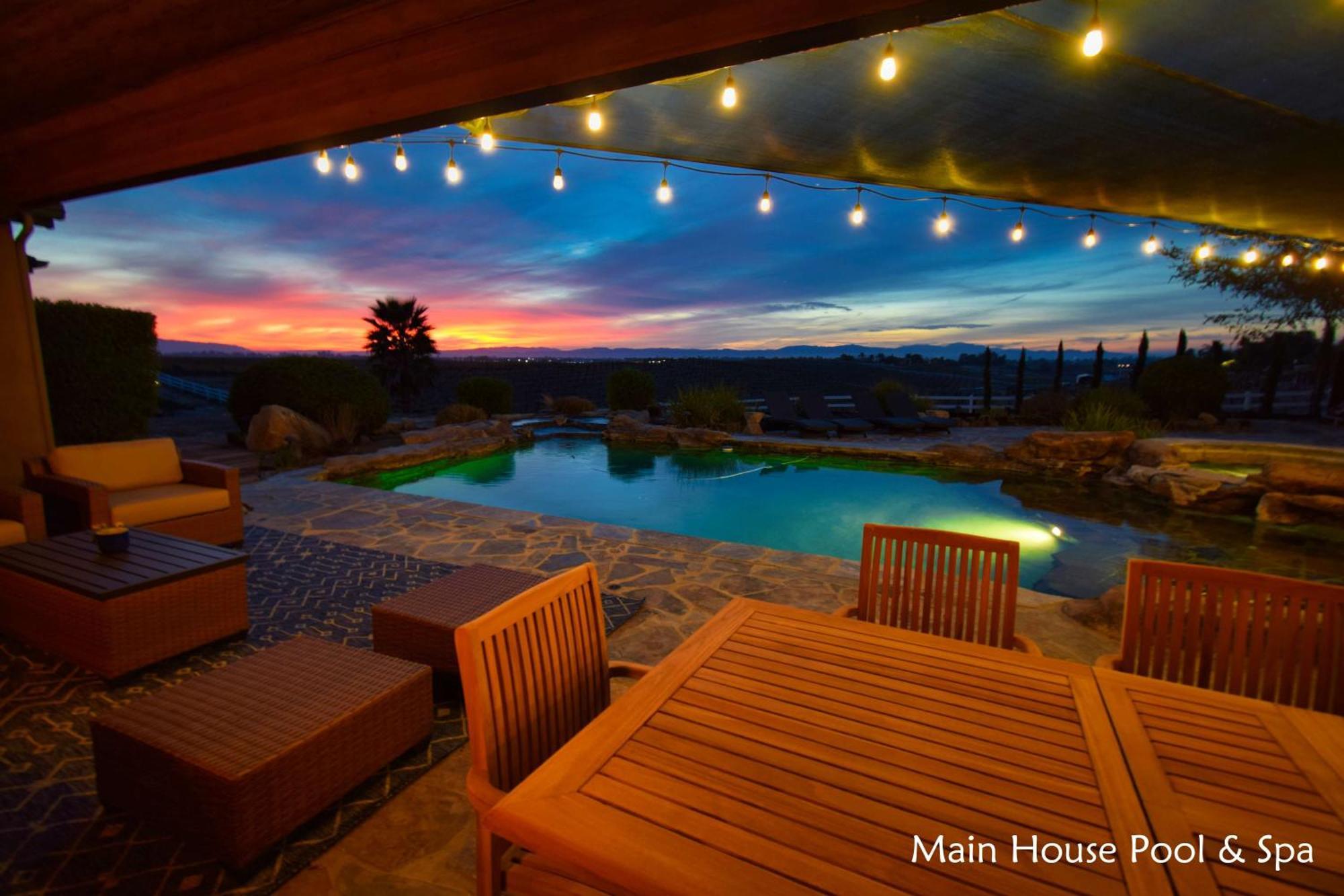 فندق Peppertree Lane Ranch -- Seven-Acre Ranch In The Heart Of Wine Country تيميكولا، ريفيرسيدي، كاليفورنيا المظهر الخارجي الصورة